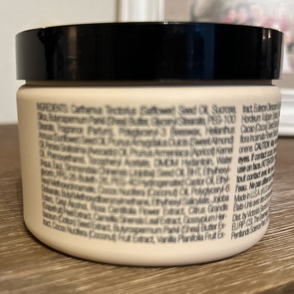 New Victoria's Secret Fine Fragrance Body Scrub 12 Oz (Bare) - Picture 3 of 5